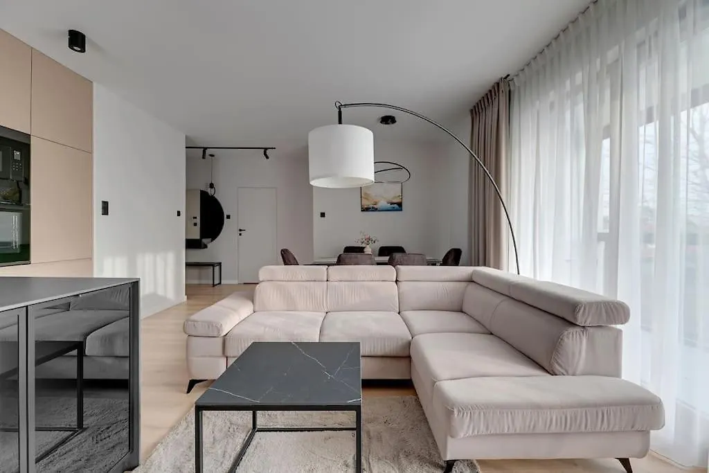 Zajezdnia Wrzeszcz 2 By Grand Apartments غدانسك بولندا