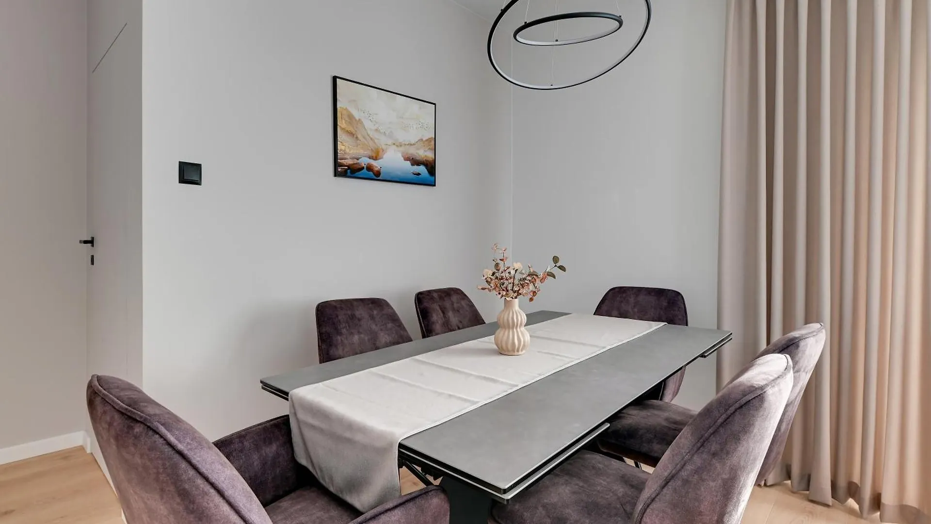 Zajezdnia Wrzeszcz 2 By Grand Apartments Gdańsk
