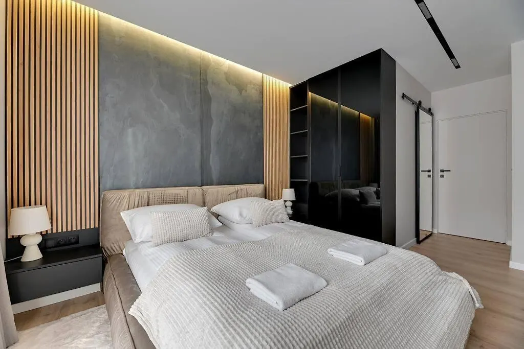 Zajezdnia Wrzeszcz 2 By Grand Apartments Gdańsk